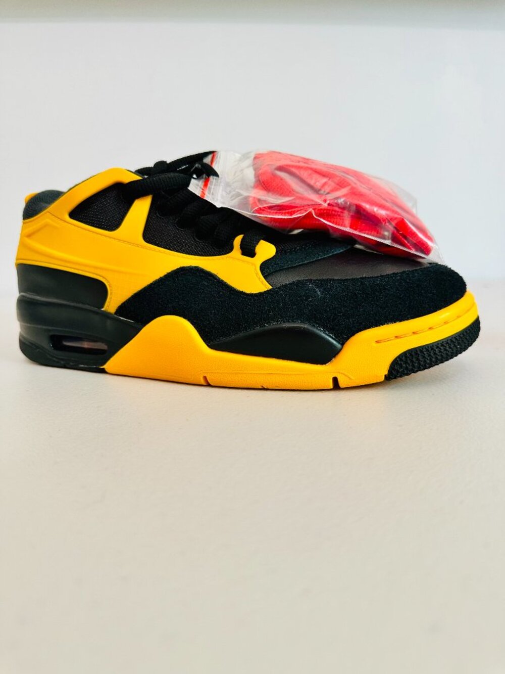 NEW NIKE AIR JORDAN MENS 4 RM BRUCE LEE YELLOW AND BLACK FQ7939-007 SIZE 9.5